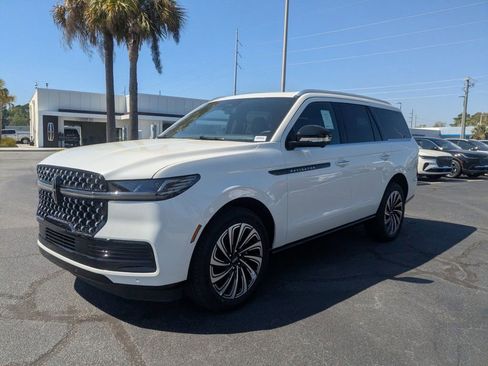 New 2026 Lincoln Navigator Black Label AWD/4WD image 8