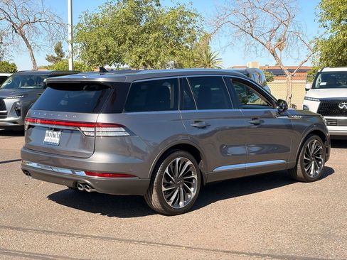 Used 2021 Lincoln Aviator Reserve w/ Equipment Group 201A RWD image 8