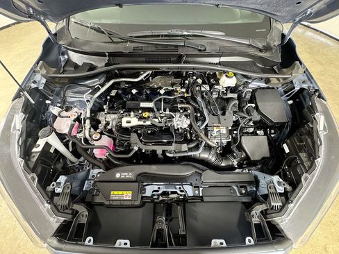 Used 2024 Toyota Corolla Cross AWD Hybrid w/ Moonroof Package image 25