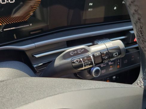 New 2026 Kia Sportage EX FWD image 30