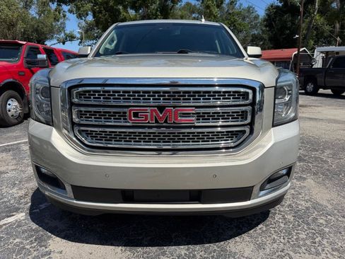 Used 2017 GMC Yukon SLT w/ Open Road Package RWD image 7