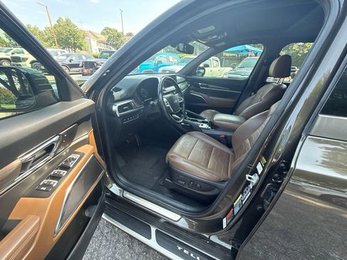 Used 2022 Kia Telluride SX w/ SX Prestige Package AWD/4WD image 13