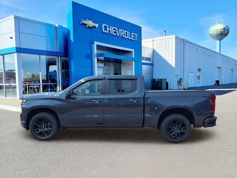 Used 2022 Chevrolet Silverado 1500 RST w/ LPO, Blackout Package image 7