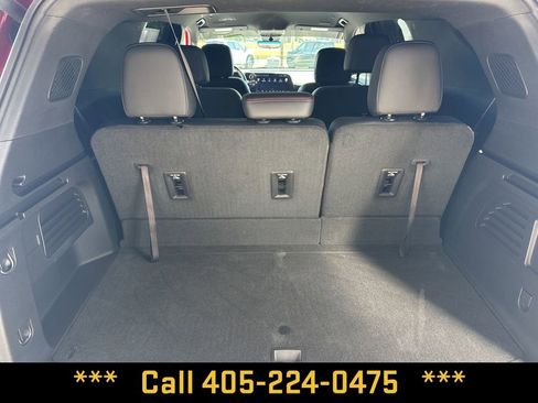 Used 2024 Chevrolet Traverse Z71 w/ Enhanced Driving Package AWD/4WD image 36
