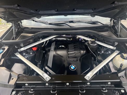 Used 2021 BMW X5 xDrive40i w/ Premium Package image 19