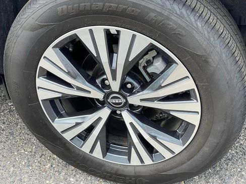 Certified 2021 Nissan Rogue SV w/ Premium Package AWD/4WD image 29