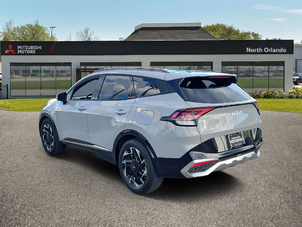 Used 2023 Kia Sportage SX FWD image 2