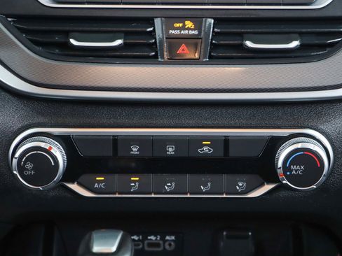 Used 2024 Nissan Altima 2.5 SR image 20