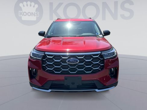 New 2026 Ford Explorer Platinum w/ LUX Leather Package AWD/4WD image 4