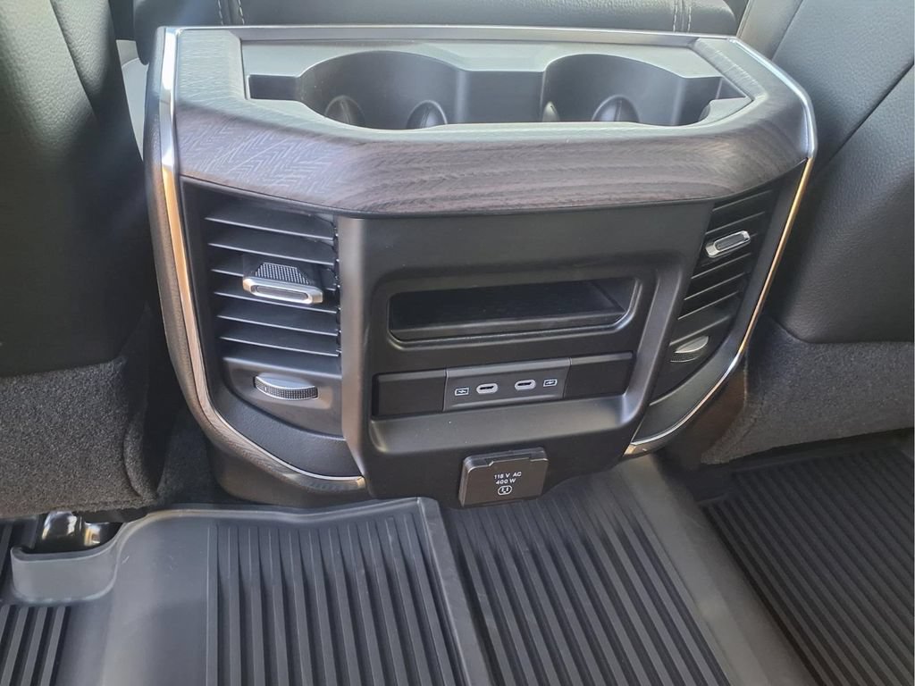 New 2026 RAM 3500 Laramie w/ Max Tow Package AWD/4WD image 12