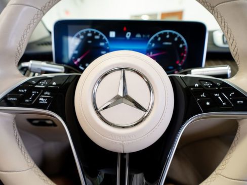 Used 2021 Mercedes-Benz S 580 4MATIC Sedan image 38