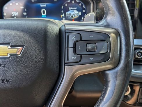 Used 2023 Chevrolet Silverado 1500 High Country w/ Z71 Off-Road Package AWD/4WD image 19