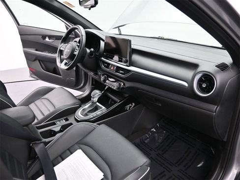 Certified 2023 Kia Forte GT-Line w/ GT-Line Premium Package image 21