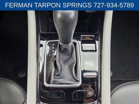 Used 2024 Jeep Compass Latitude AWD/4WD image 30