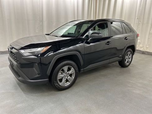 Used 2024 Toyota RAV4 LE image 2