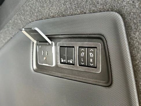 New 2026 Cadillac Escalade Luxury AWD/4WD image 46
