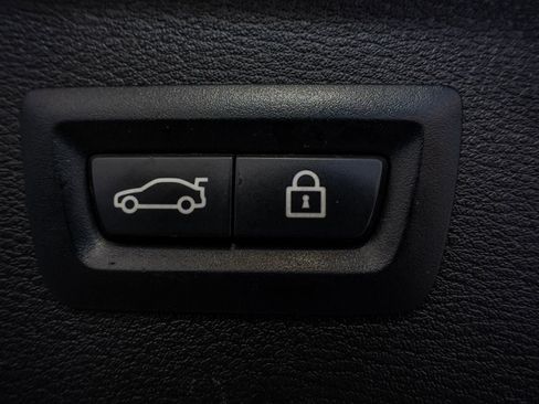 Used 2019 BMW X1 sDrive28i image 10