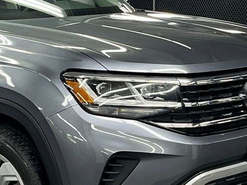 Used 2023 Volkswagen Atlas SE image 44