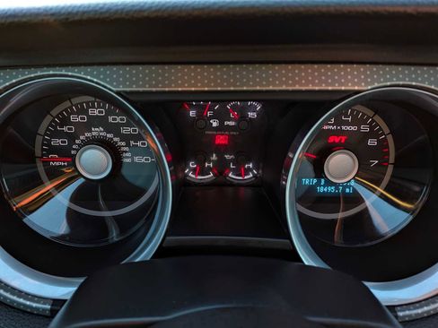 Used 2011 Ford Mustang Shelby GT500 RWD image 23