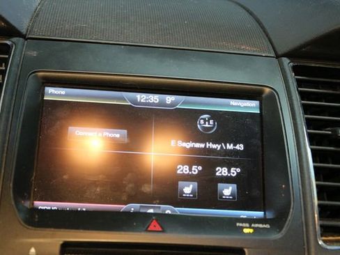 Used 2014 Ford Taurus SEL w/ Equipment Group 201A image 24