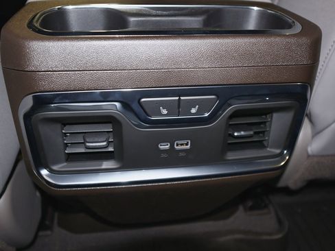 New 2026 GMC Sierra 1500 SLT w/ SLT Premium Plus Package image 10