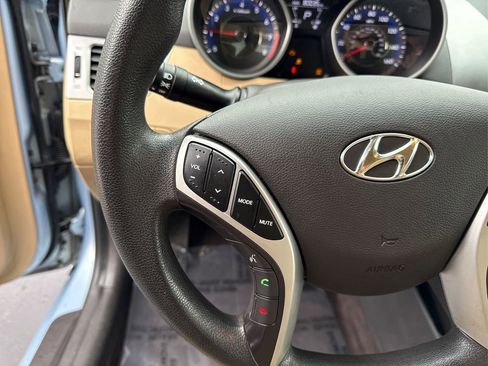 Used 2011 Hyundai Elantra GLS w/ Preferred Equipment Pkg 3 image 27
