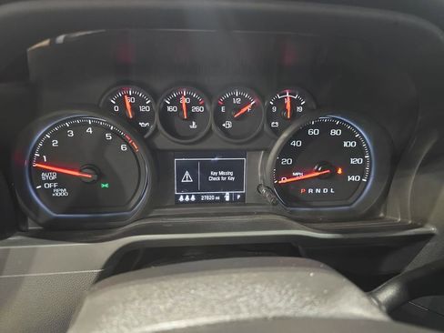 Used 2024 Chevrolet Silverado 1500 Custom Trail Boss AWD/4WD image 19