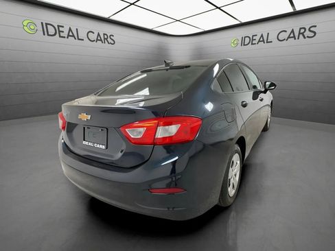 Used 2016 Chevrolet Cruze LS FWD image 5