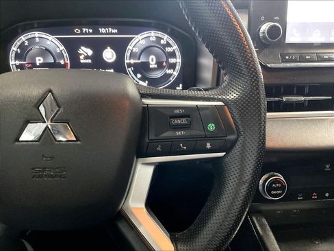 Used 2022 Mitsubishi Outlander SEL AWD/4WD image 23