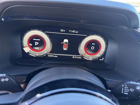 Used 2023 Nissan Pathfinder Platinum w/ Cargo Package image 26