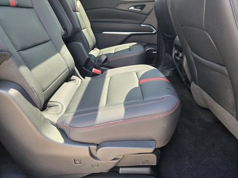 Used 2024 Chevrolet Traverse RS w/ LPO, Floor Liner Package AWD/4WD image 35