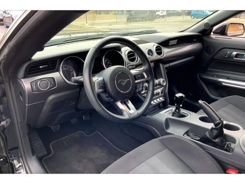 Used 2019 Ford Mustang Coupe w/ Ecoboost Performance Package image 9