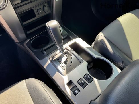 Used 2020 Toyota 4Runner SR5 Premium image 21