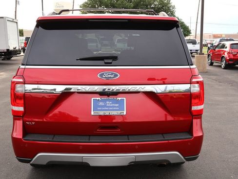 Certified 2021 Ford Expedition XLT RWD image 16