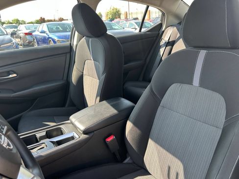 Used 2025 Nissan Sentra SV FWD image 26