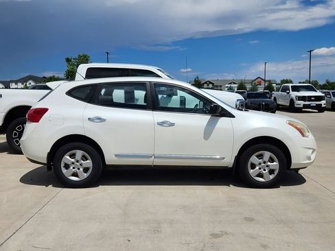 Used 2012 Nissan Rogue S AWD/4WD image 2