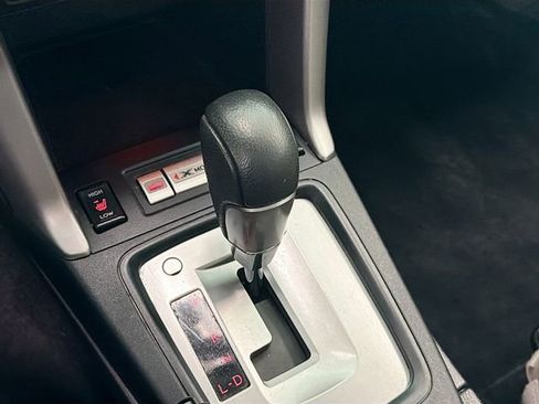 Used 2015 Subaru Forester 2.5i Limited image 16