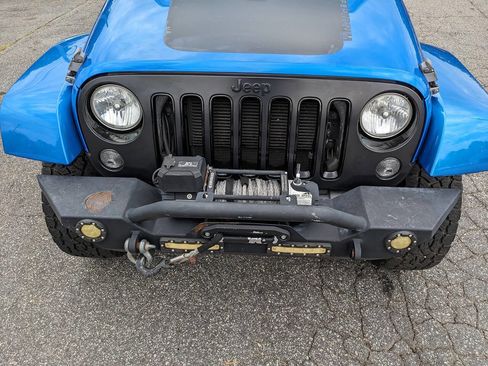 Used 2014 Jeep Wrangler Altitude image 12