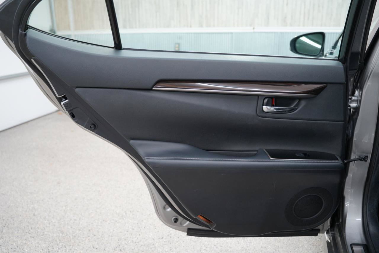 Used 2016 Lexus ES 350 FWD image 36