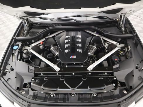 Certified 2024 BMW X7 M60i w/ Executive Package image 31