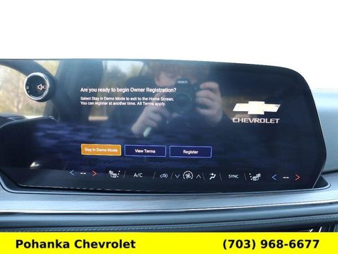 New 2026 Chevrolet Suburban Z71 w/ Comfort Package AWD/4WD image 16