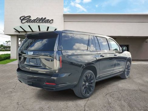 New 2026 Cadillac Escalade ESV Platinum Sport w/ LPO, ONYX Package AWD/4WD image 5