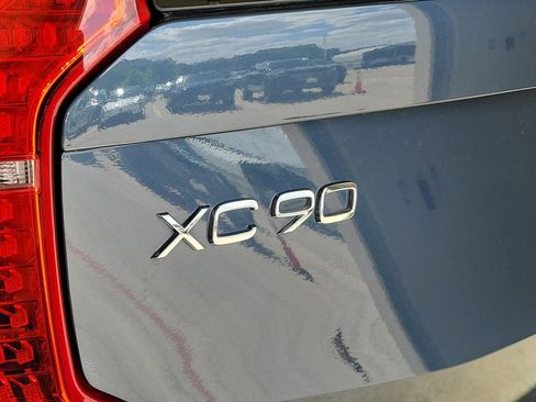 Used 2023 Volvo XC90 B6 Ultimate AWD/4WD image 9