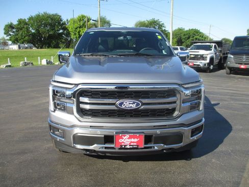 Used 2025 Ford F150 Lariat w/ Equipment Group 501A Mid AWD/4WD image 13