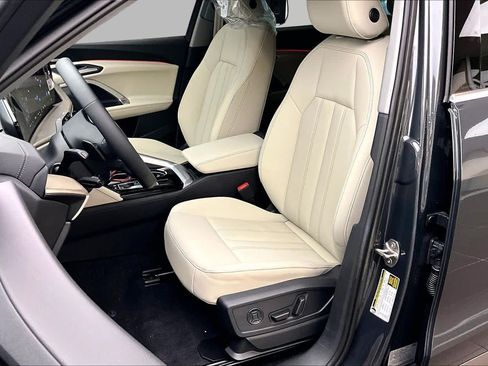 New 2026 Audi Q5 Premium Plus AWD/4WD image 9