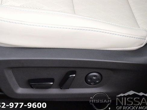 New 2026 Nissan Murano Platinum w/ Cargo Package AWD/4WD image 17
