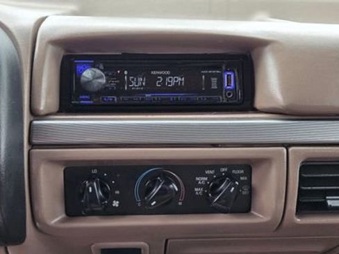 Used 1995 Ford F250 2WD SuperCab image 19