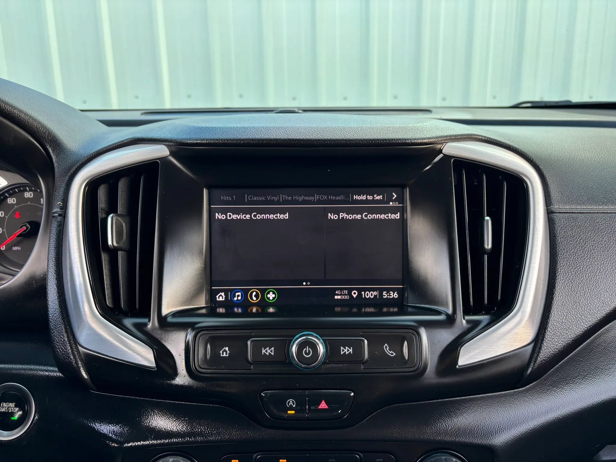 Used 2023 GMC Terrain SLE FWD image 26