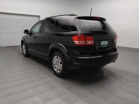 Used 2019 Dodge Journey SE image 5