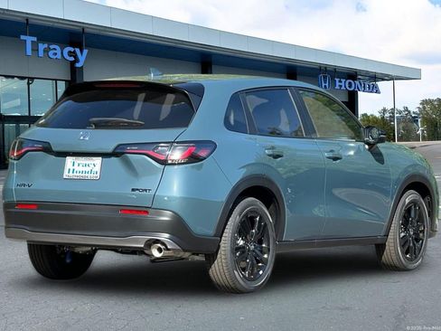 New 2026 Honda HR-V Sport image 6
